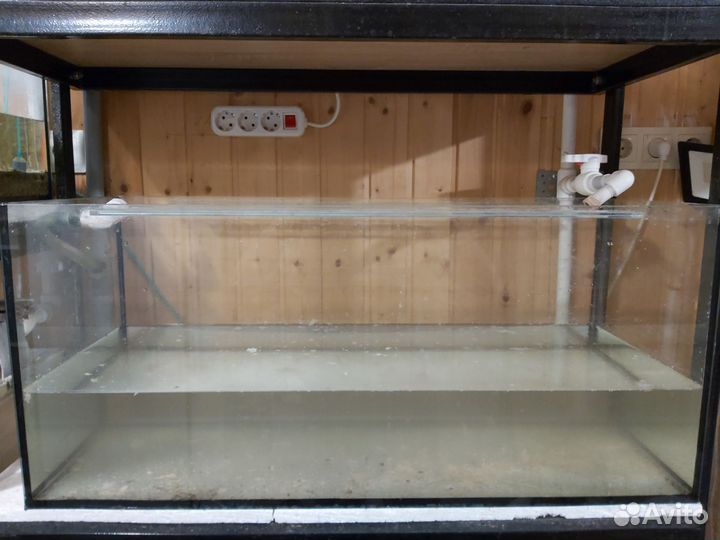 Аквариум б.у. 90л