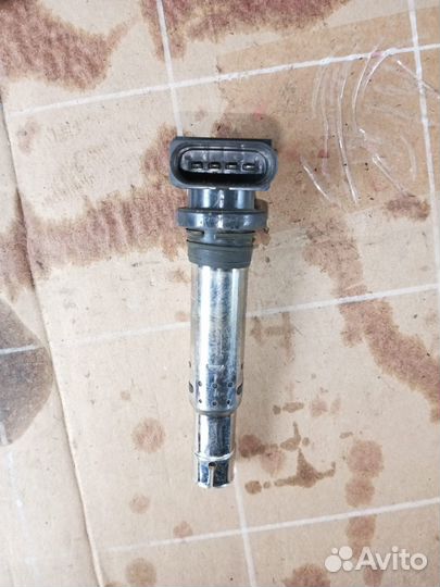 Катушка зажигания Volkswagen Polo 5 612 036905715C