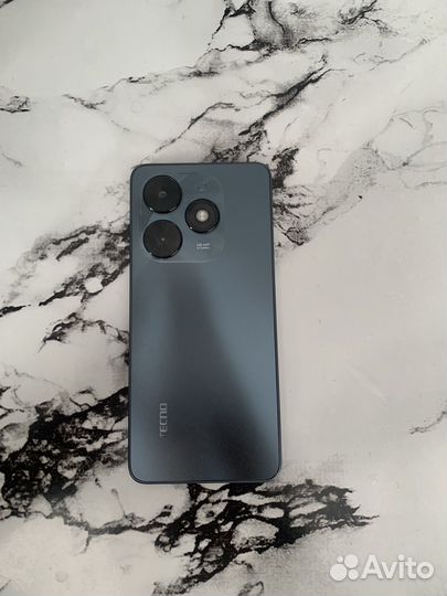 TECNO Spark Go 2024, 4/64 ГБ