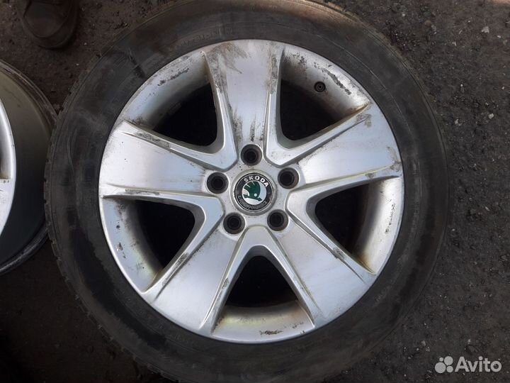 Диски литые 4 шт. r16 от Skoda Octavia A5 Оригинал