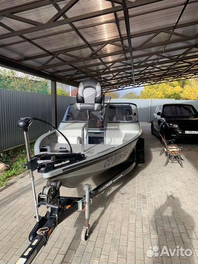 Катер Tracker Air Fish 18v