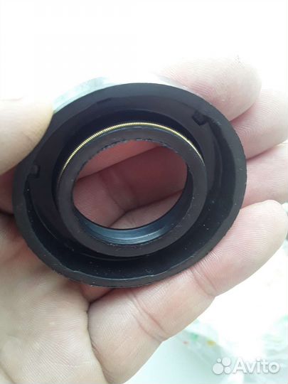 Сальник 2.2-3052