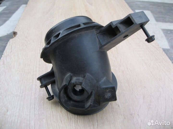 Форд Куга 2 Корпус дмрв (Патрубок)