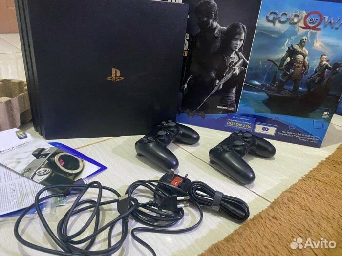 Ps4 pro 1tb в подарок 3диска и гарантия