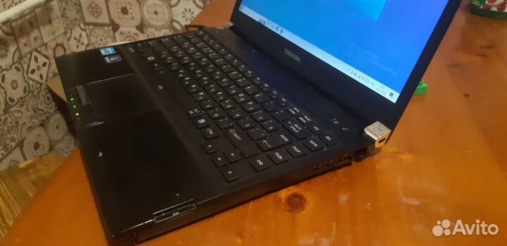 Toshiba Satellite R830-13D