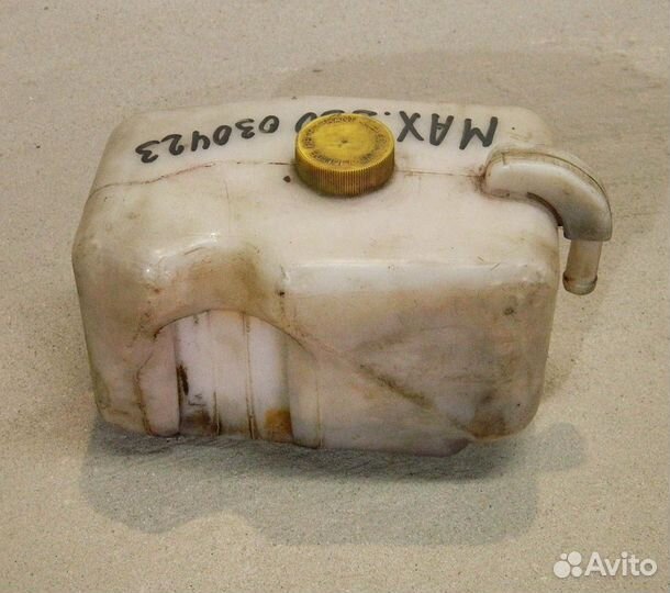 Бачок расширительный Nissan Maxima J30 3.0