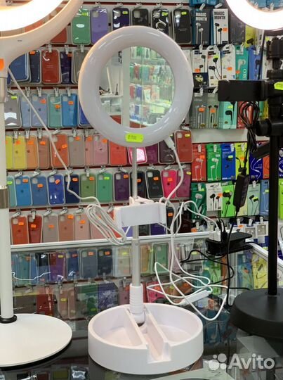 Кольцевые светодиодные лампы в ассортименте