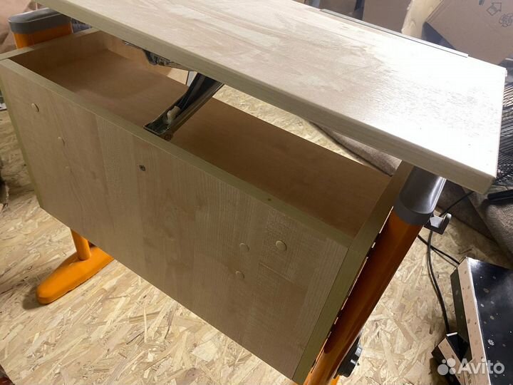 Растущая парта и стул бу