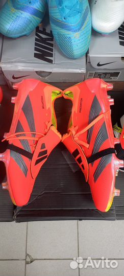 Футбольные бутсы adidas predator
