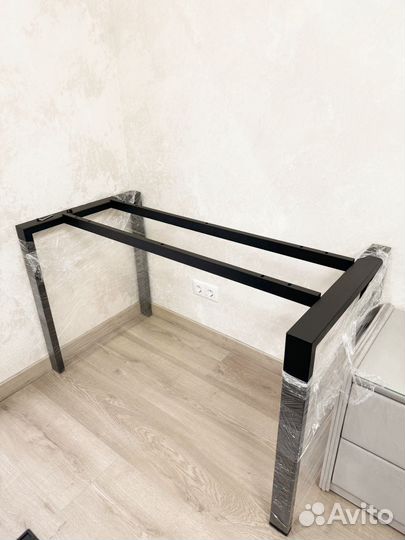 Подстолье для стола в стиле лофт, чёрный металл