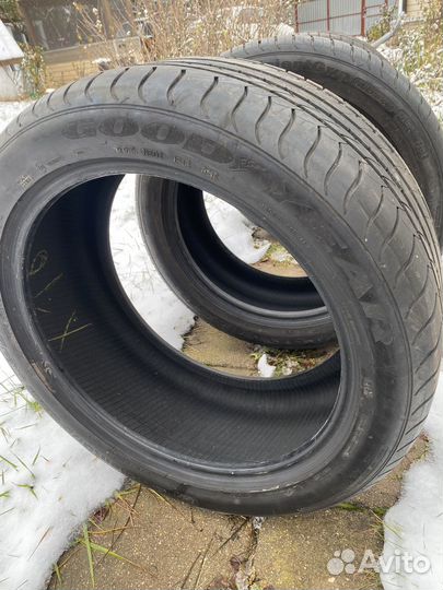 Goodyear EfficientGrip 275/40 R19 101Y