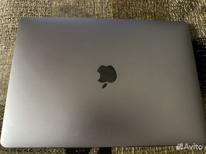 Macbook Pro 13 2017 a1708 256 gb