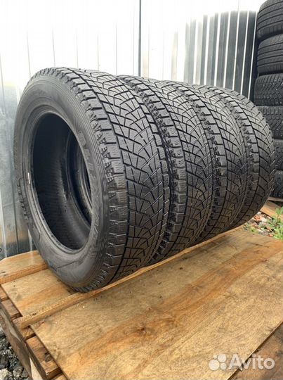 Bridgestone Blizzak DM-Z3 225/65 R18