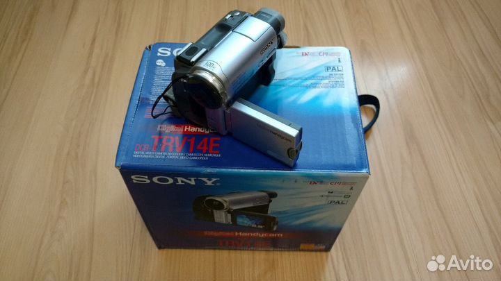 Видеокамера sony
