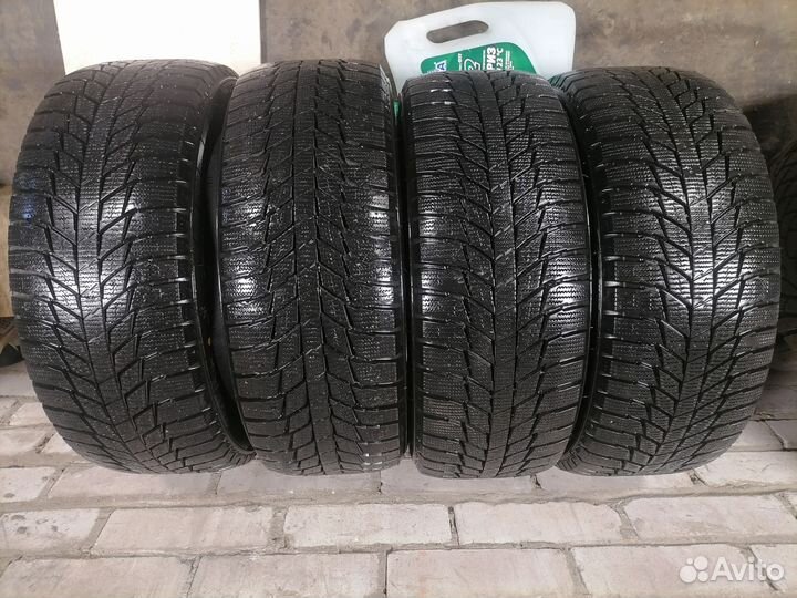 Triangle PL01 215/45 R17