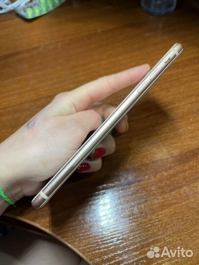 iPhone 8 Plus, 64 ГБ