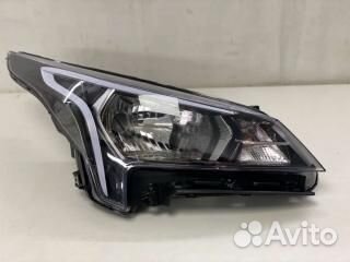 Фара правая Киа Рио KIA Rio 4 дорестайл 2017-2020