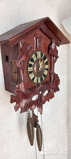 Часы старинные с кукушкой
