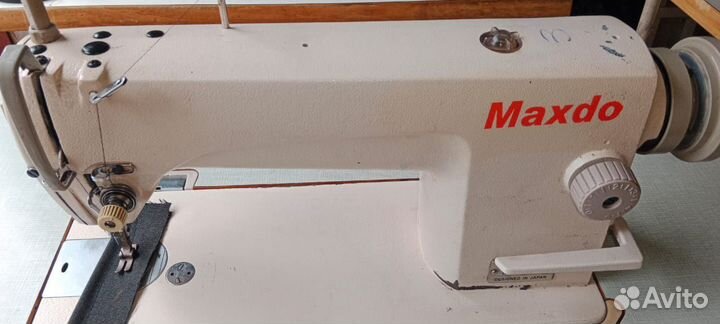 Продам швейную машинку