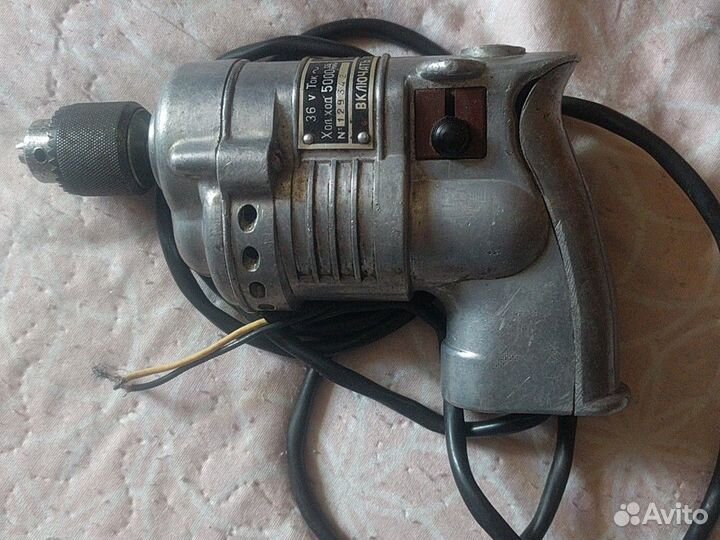 Винтажный инструмент. Дрель, диск