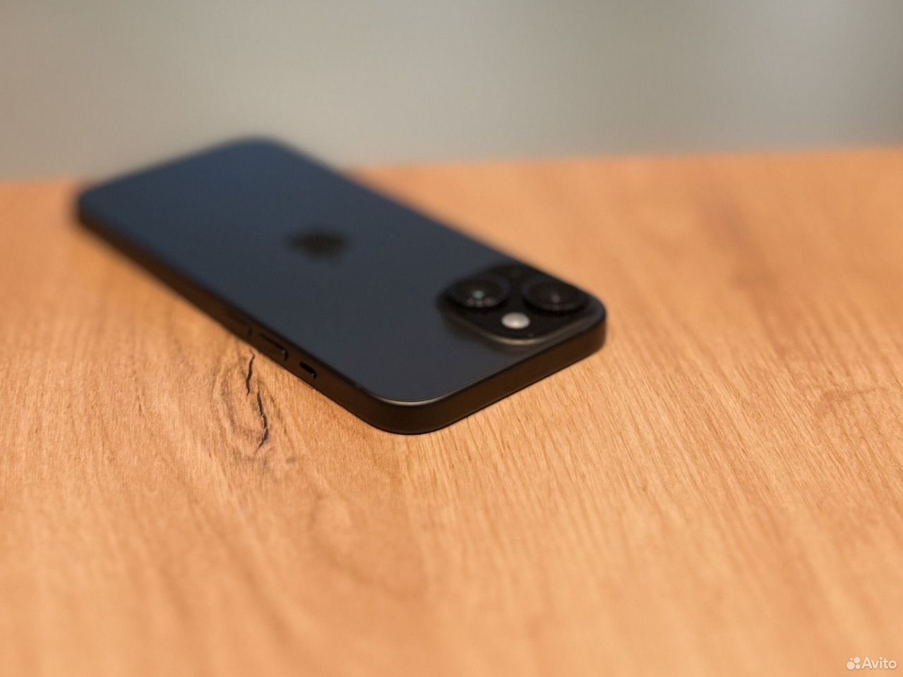 iPhone 15, 256 ГБ, SIM + eSIM