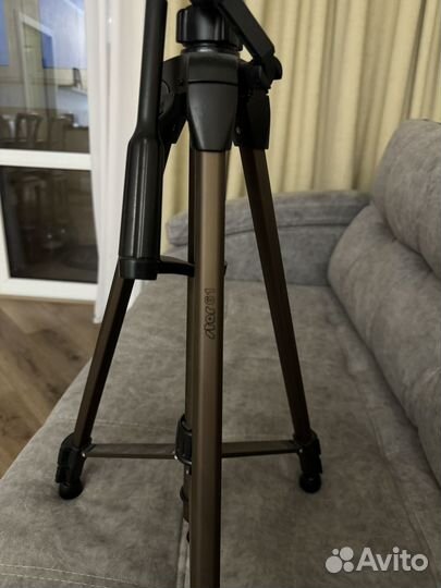 Штатив hama Star-61