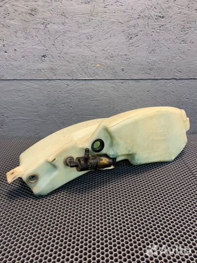 Бачок расширительный Bentley Continental Flying