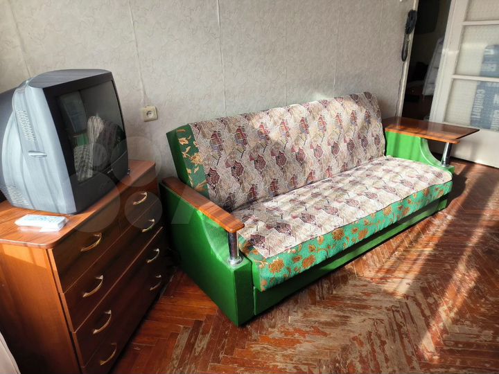 1-к. квартира, 32 м², 3/3 эт.