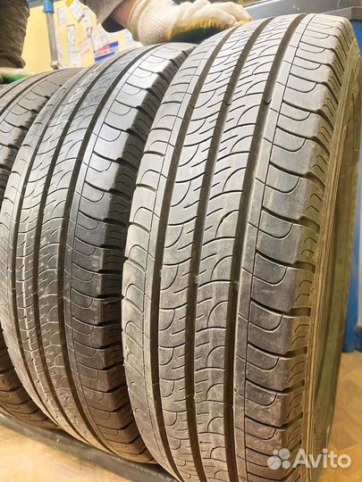 Goodyear EfficientGrip Cargo 195/75 R16C 107R