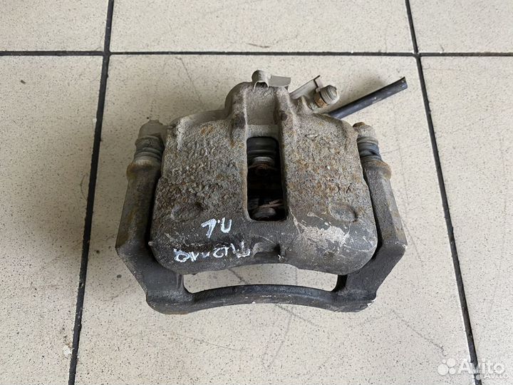 Тормозной суппорт передний левый Chery Tiggo T11