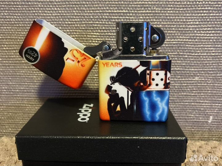 Зажигалка зиппо новая