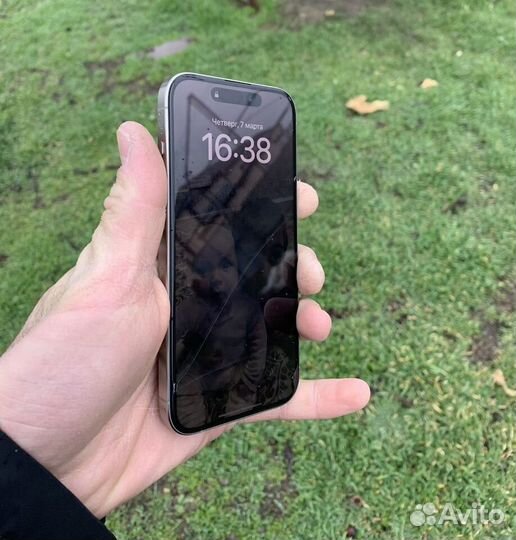 iPhone 15 Pro, 256 ГБ