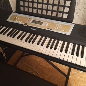 Синтезатор yamaha PSR R200