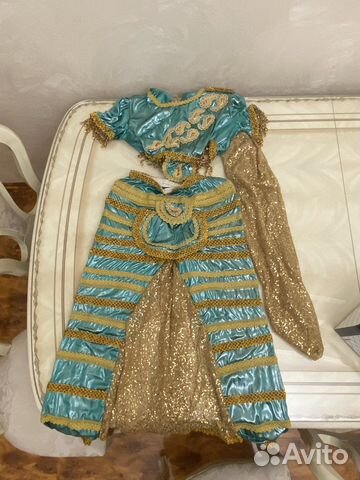 Сценический костюм