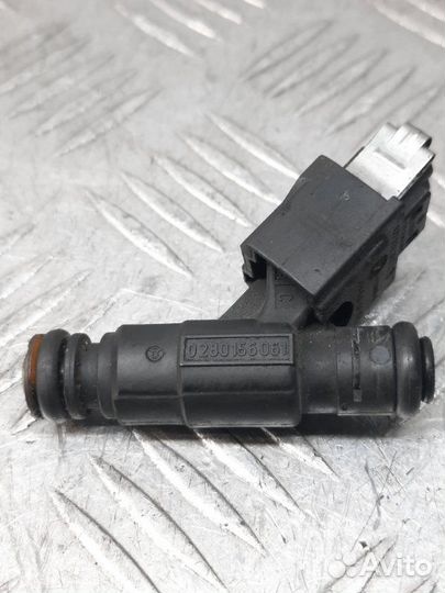 Форсунка Seat Leon хэтчбэк 5 дв. 1.8 AUQ 2002