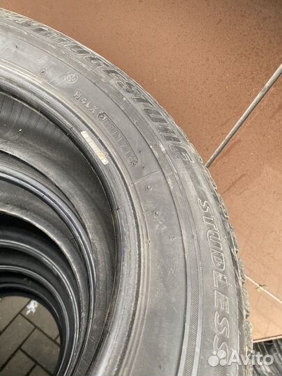 Bridgestone Blizzak Revo GZ 185/65 R15