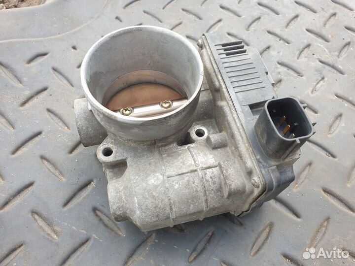 Дроссельная заслонка Nissan Primera P12 2.0 QR20DE