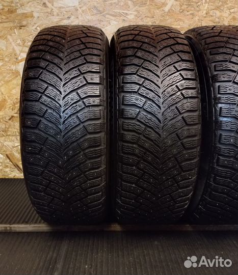 Michelin X-Ice North 4 SUV 235/60 R18 107T