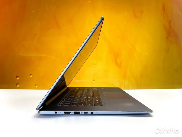 Ноутбук Lenovo IdeaPad 15 / Core i5 / SSD