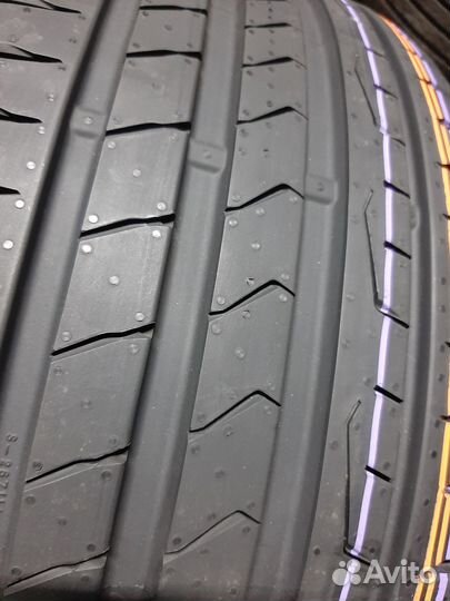 Continental ContiPremiumContact 7 225/55 R18 98V