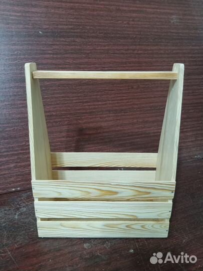 Деревянный ящик подарочный