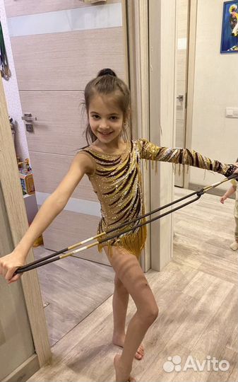 Купальник для художественной гимнастики. Аренда