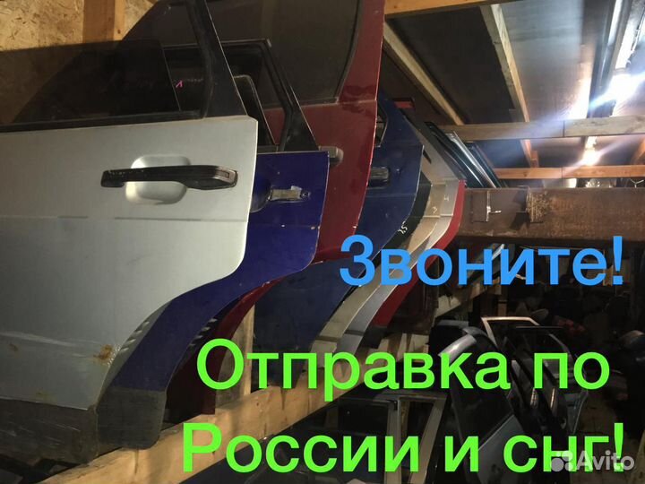 Задний замок двери Toyota Avensis