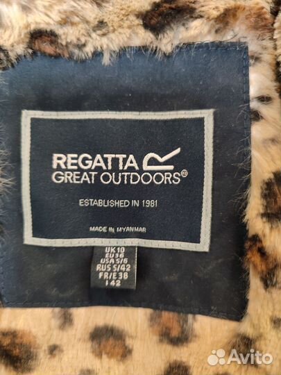 Куртка демисезонная женская 42 44 с капюшоном