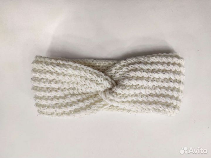 Повязка на голову вязаная