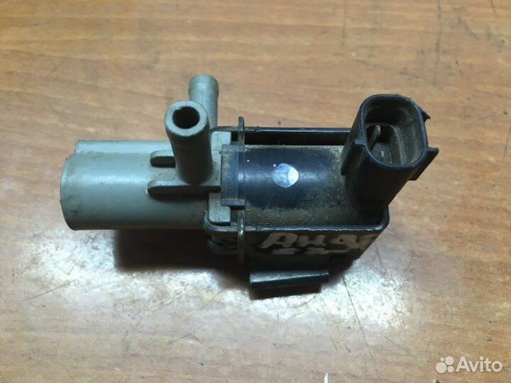 Клапан вакуумный Toyota Opa 2000 - 2005