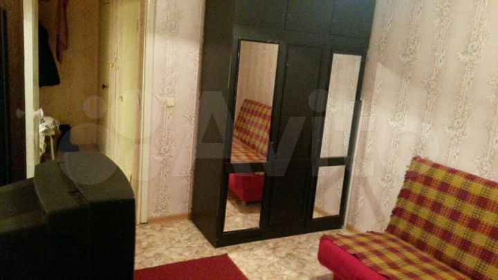 Комната 11 м² в 2-к., 1/9 эт.