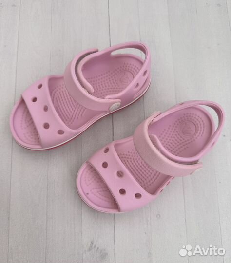 Сандалии crocs c7
