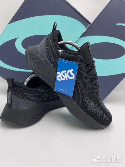 Кроссовки asics