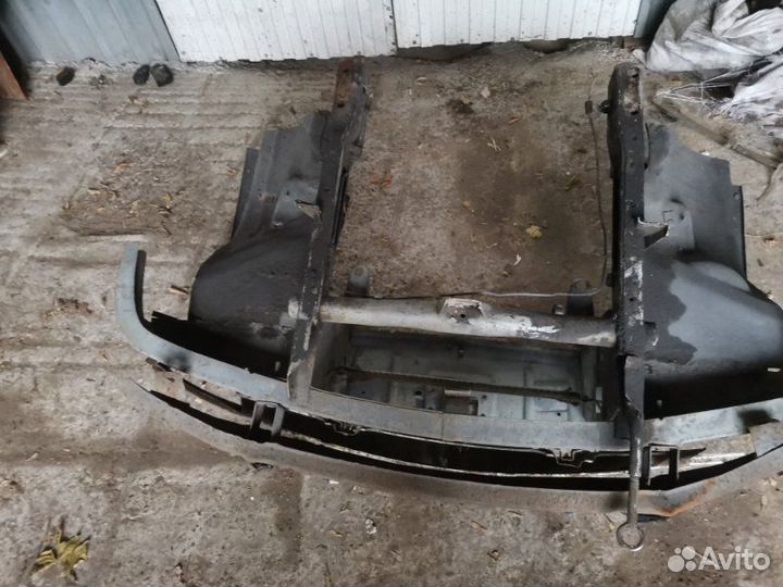 Передняя панель,телевизор Газ 31105 седан 2.3 2005